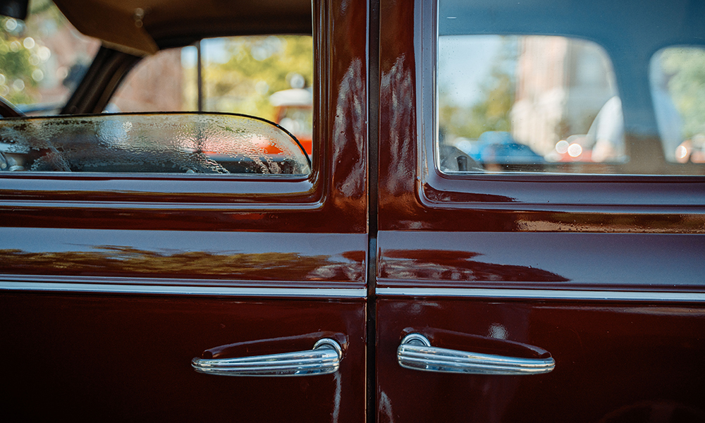 Suicide doors on the 1939 Chevy Master Deluxe.
