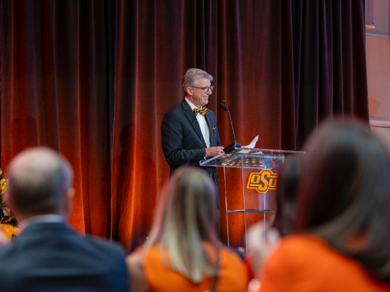 President Hess speaking at the CVM Celebration.